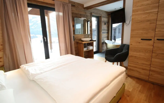 Gorgeous Chalet in Niedernsill with Garden