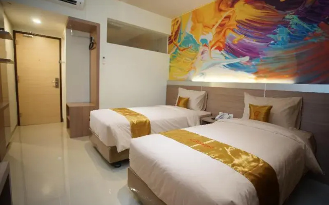 Triizz Hotel