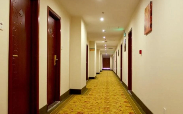 Greentree Inn Yantai Railway Station South Plaza J