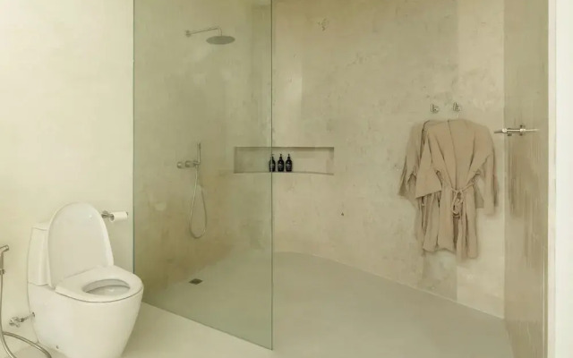 Lux Retreat 4BR Ocean Villa in Uluwatu