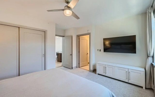 A-w4s305# 2 Bedroom Townhouse by RedAwning