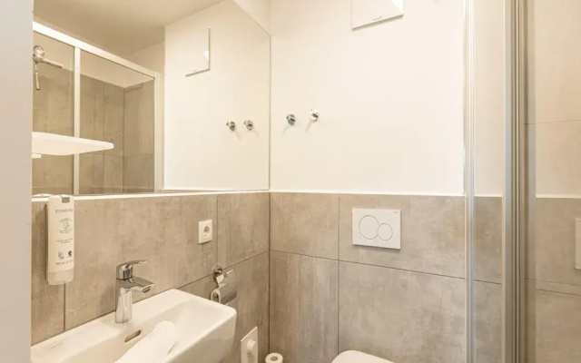 Appealing Apartment With Shared Sauna