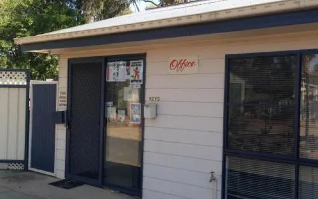 Newell Hwy Motel & Caravan Park
