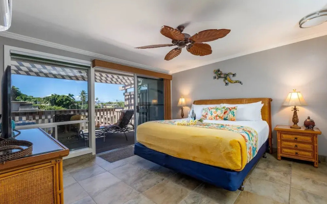 Kahana Sunset C7 2 Bedroom Condo by RedAwning