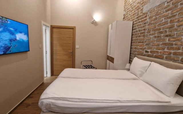 Old Town Apartments Rajiceva