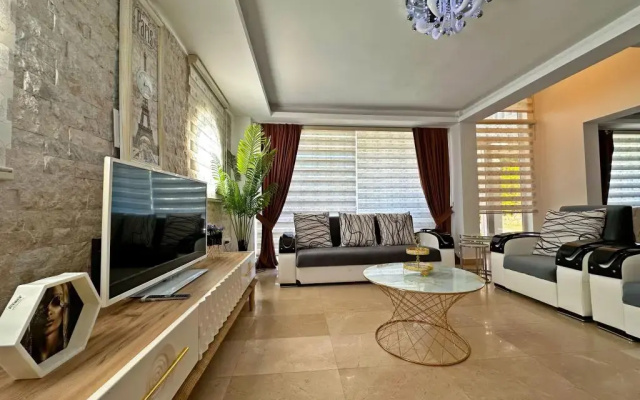 Zehra Villa