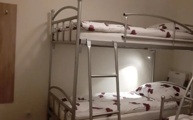 hostel52