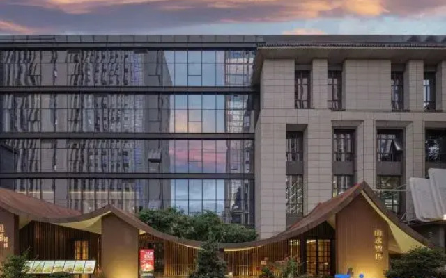 YU Hotel