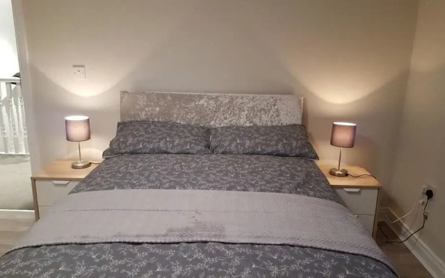 Lawnbrook Town Guest House