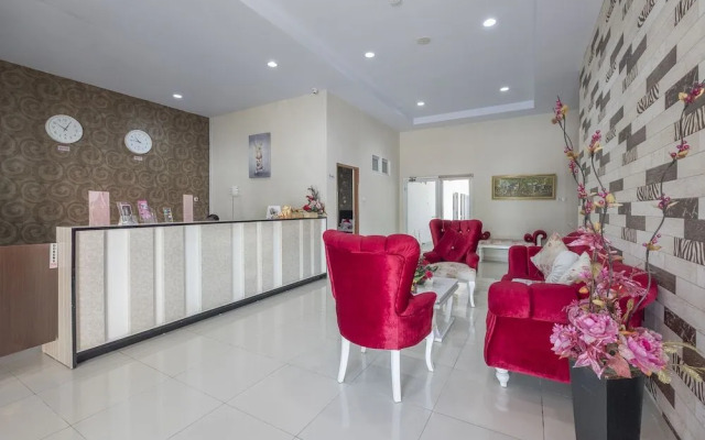 OYO 928 Hotel Astra Novilia