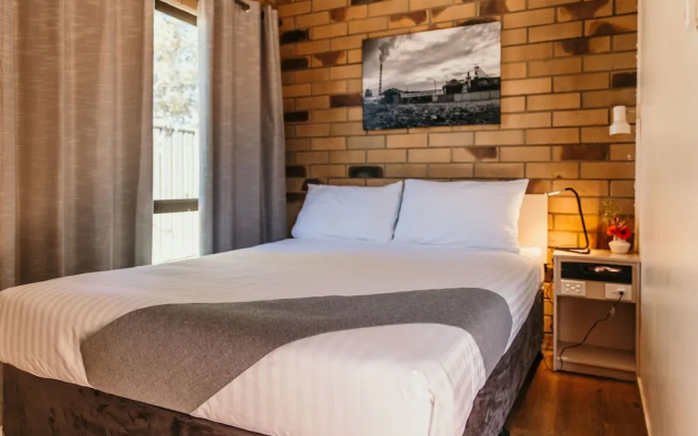 Abacus Motel