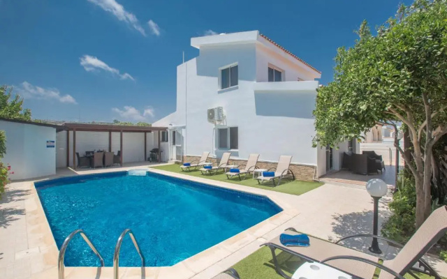 Villa Dionysos