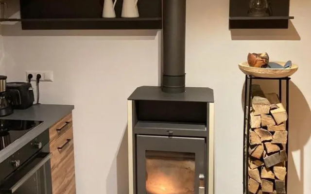 Zirben Appartement zwischen Berg und See