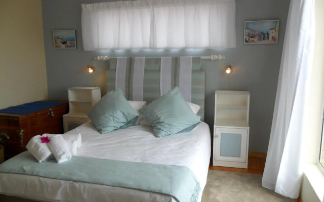 Breakaway Apartment
