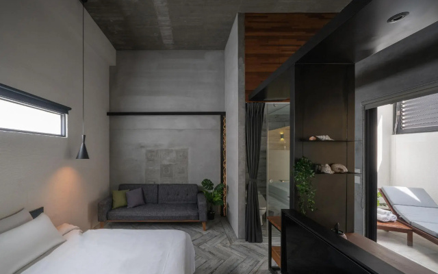 Color Coral Boutique Hotel