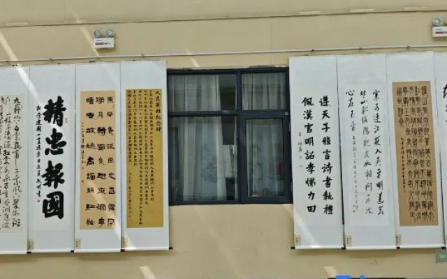 Homeinn Selected Hotel (Jinzhong University Town Wusu International Airport)