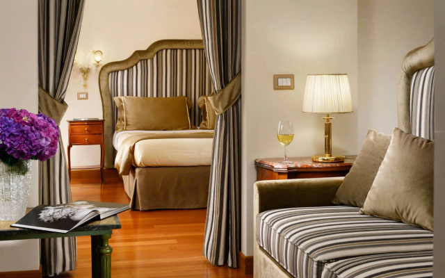 Hotel Forum