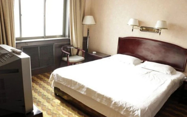 Quwo Sanjin Hotel