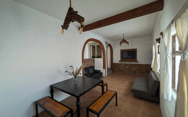 Hotel Hacienda Morales.
