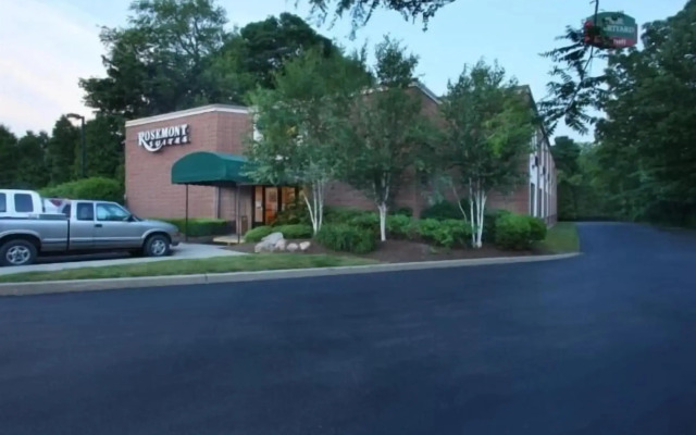 Rosemont Suites