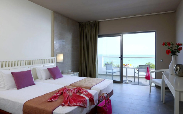 Porto Angeli Beach Resort – All Inclusive