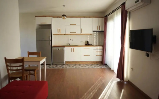 Karyada Hotel