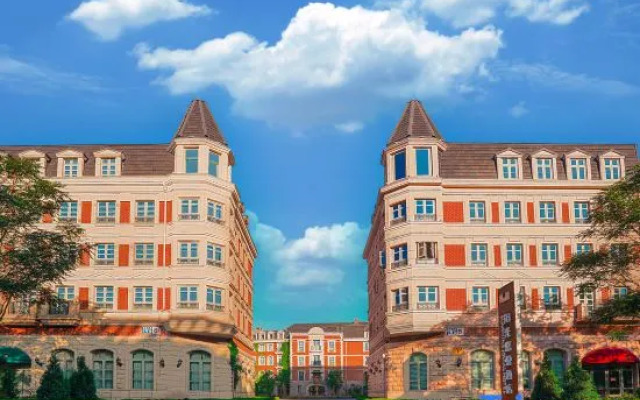 Sunshine Jovial Hotel