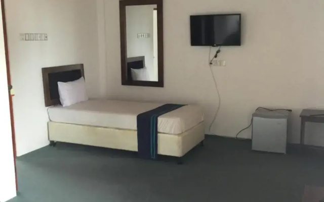 West Inn Colombo