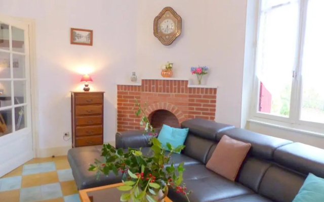 Gîte Hérisson, 3 pièces, 5 personnes - FR-1-489-15