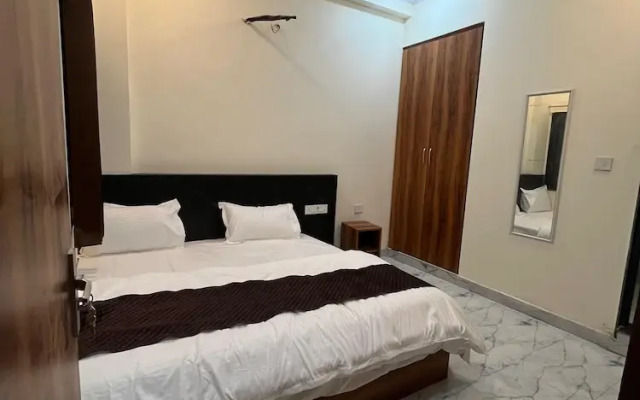 Hotel Aana Inn Stay