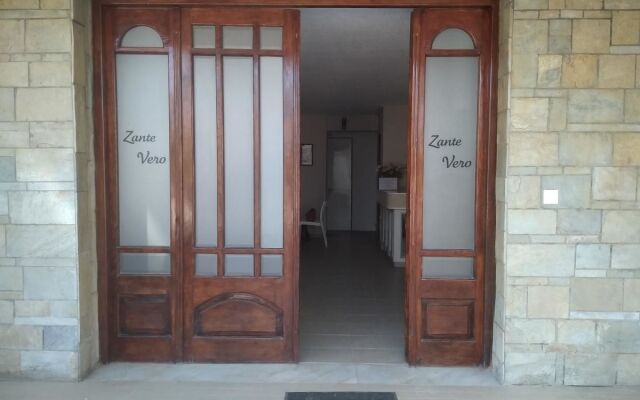 Отель Zante Vero Rooms Греция, Закинф - отзывы, цены и фото номеров - забронировать отель Zante Vero Rooms онлайн вид на фасад