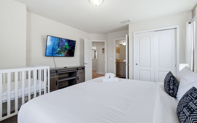 Enchanted Palms Villa 7BR w Private Pool