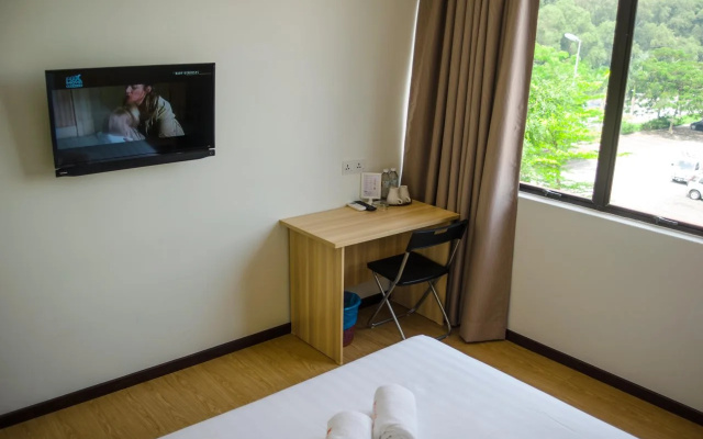 1 Orange Hotel Sungai Buloh