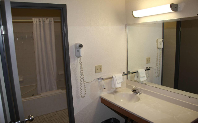 Baymont by Wyndham Sault Ste Marie MI