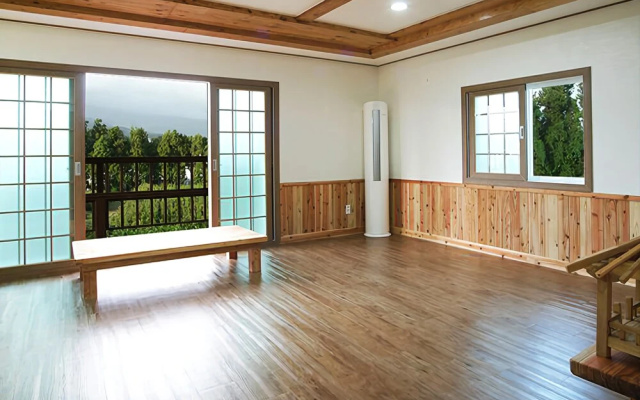 Jeju Haeyum Pension