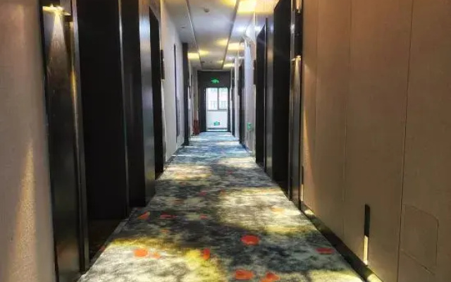 Inland Hotel by Bestow (Hongshan Park Xinxing Street Subway Station)