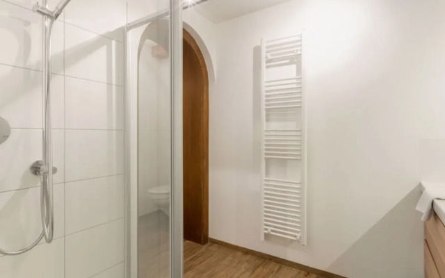 Apartmenthaus Dreier 23285