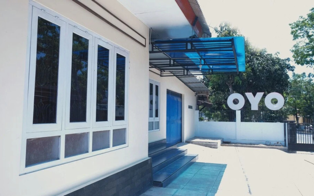 RedDoorz Syariah @ Griya Soeratin Pacitan