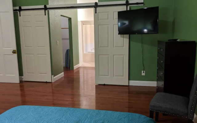 Broadway Loft