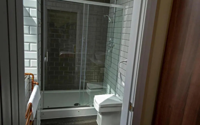 Potbank Aparthotel