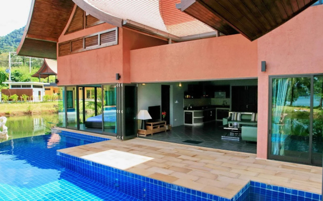 Tha Lane Bay Villas