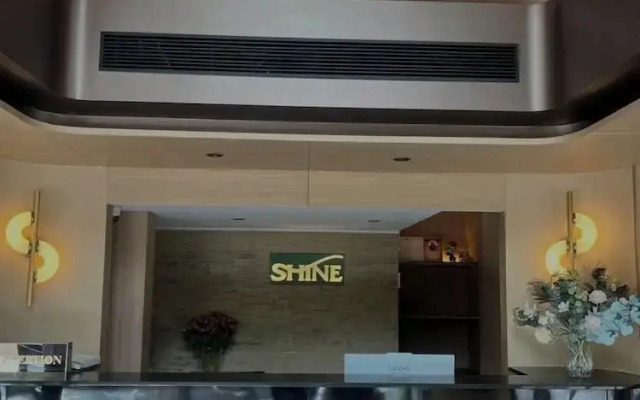 Shine Thonglor