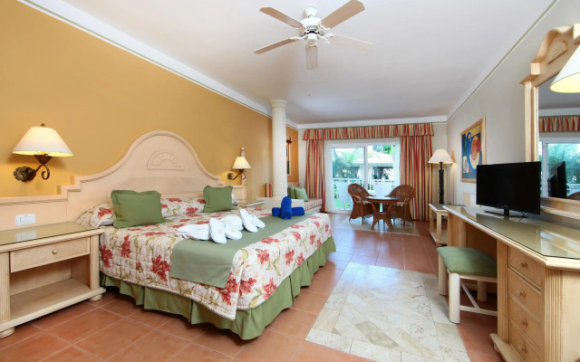 Bahia Principe Explore El Portillo - All Inclusive
