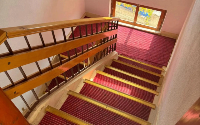 Gumus Hotel