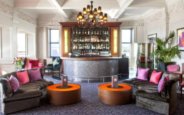 Grand Jersey Hotel & Spa