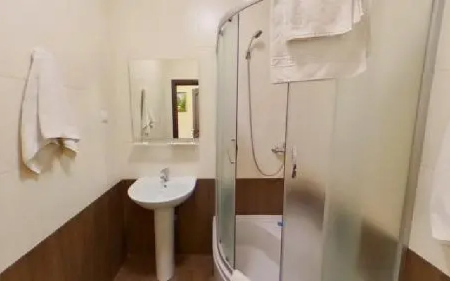 Mishel Hotel