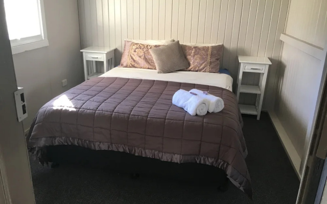 Goondi Hill Hotel
