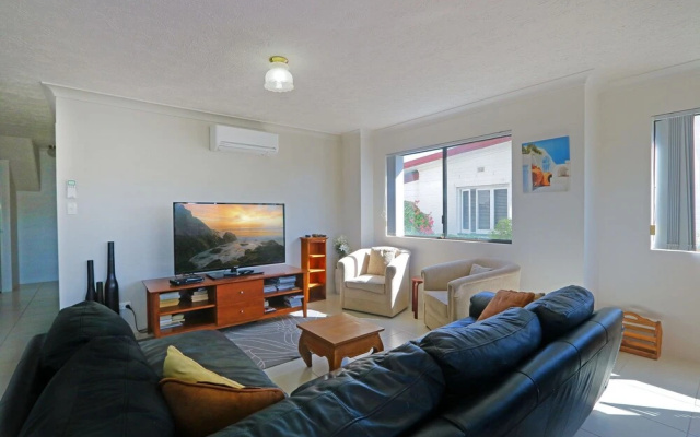 Acacia Kingscliff Town Holiday Apartment