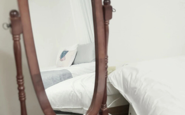 Sunny House Hongik snt 1mins