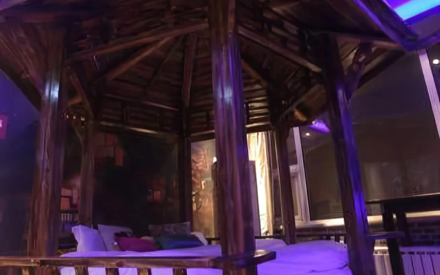 西海岸美式江景主题酒店(重庆观音桥店)